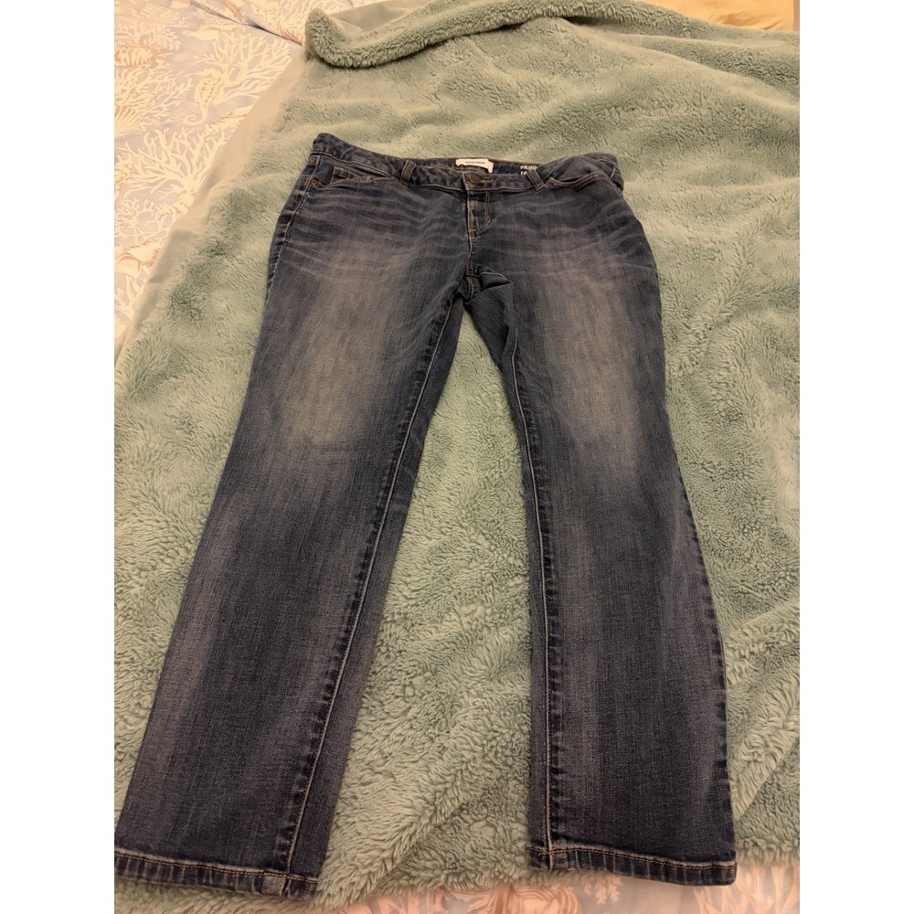 Sonoma Women's Skinny Blue Jeans Size 16S Great Condition